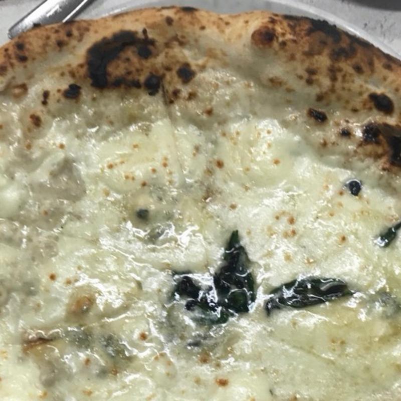 クアットロ フォルマッジ(Pizzeria e Trattoria da ISA)