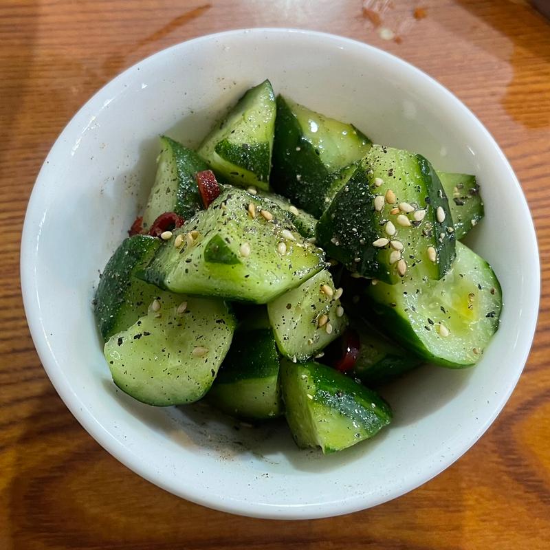 きゃうりのたたき(ホルモン焼 はせ川)