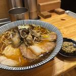 牡蠣の昆布しょうゆラーメン(らぁめん しゅき)