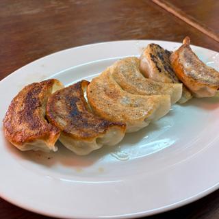 餃子(ラーメン勝ちゃん)