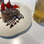 生チョコいちごタルトドリンクセット(ラ・メゾン アンソレイユターブル ルミネ横浜店)