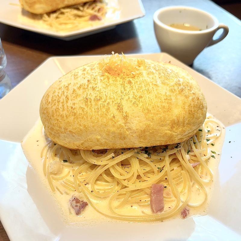 ふわふわスフレ卵とミモレットの濃厚カルボナーラ(Cheeseとはちみつ HEPファイブ店)