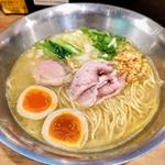 鶏白湯 白醤油らぁめん 味玉