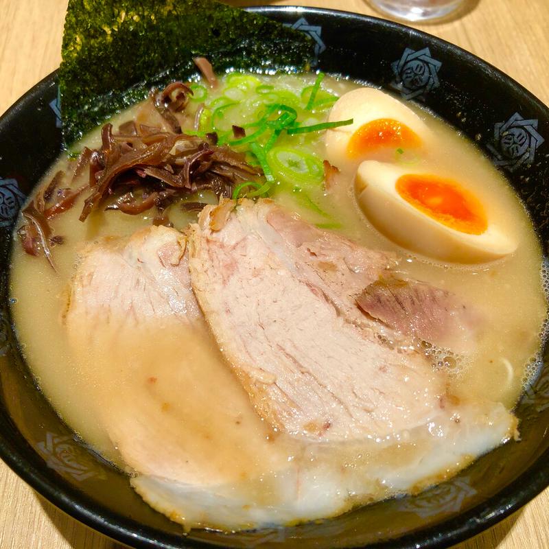 味玉ラーメン(俺式 純 東京駅店)