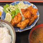 鳥の唐揚げ定食