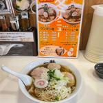 ワンタンチャーシュー麺ワンタン増し(にぼしラーメン一恭)