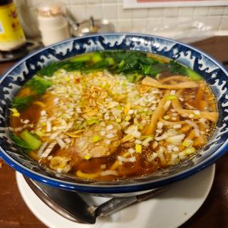 らーめん　醤油　太麺(金燕楼 （ザ・ゴールデンスワロー）)