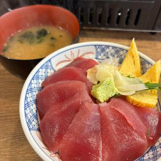 まぐろ丼(磯丸水産 三宮駅前店)