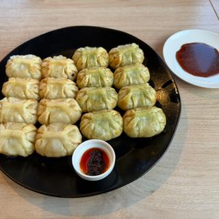 金まる餃子(8個) しそまる餃子(8個)