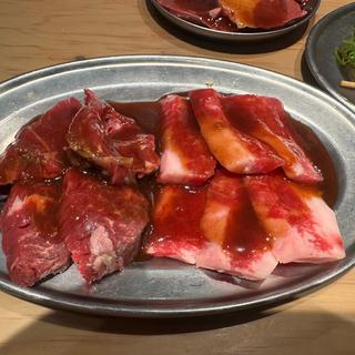 カルビ、ハラミ