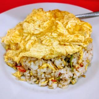 玉子炒飯(中華料理 萬福)