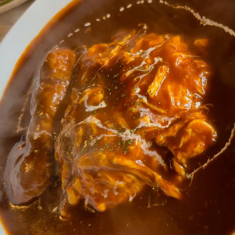 ハンバーグオムライス　デミグラスソース(ブラボーパパ (Bravo PaPa))