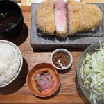 上ロース(220g)(とんかつひこのや)