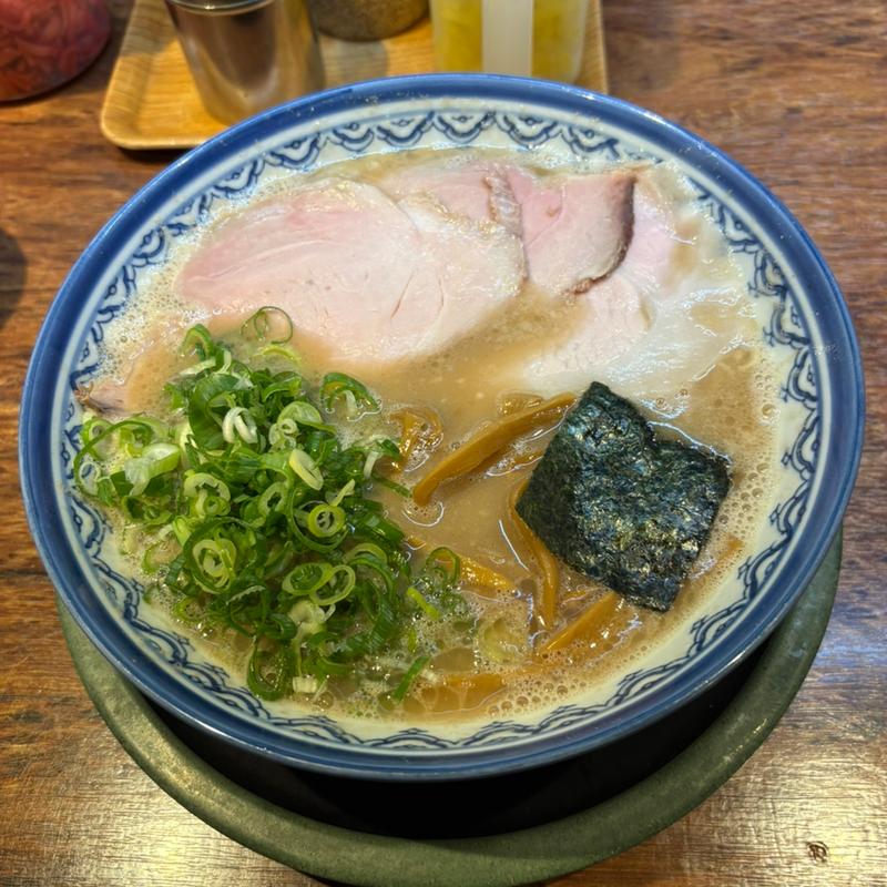 本博多(博多とんこつ 天神旗)