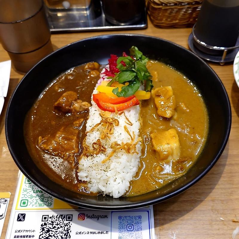 伝統ポーク コク旨とろ肉ビーフカレー(カレーショップC&C中野サンモール店)