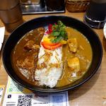 伝統ポーク コク旨とろ肉ビーフカレー