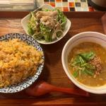 炒飯➕半ラーメン