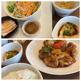 メインを選べるランチ（酢豚）(創作×中華 MURAKAMI 福岡)