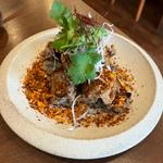 豚スペアリブのスパイシーチップ炒め"毛沢東スペアリブ"