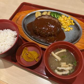 チーズハンバーグ