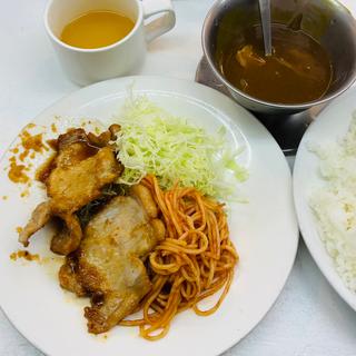 カレー付きしょうが焼き(レストラン ボーイズ（ボーイズカレー）)