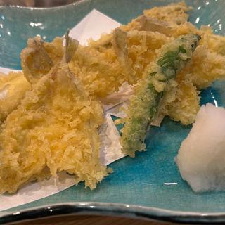 穴子とキスの天ぷら(季節料理 よし)