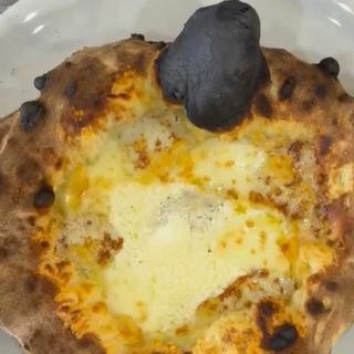 ピッツァ・ビアンカ