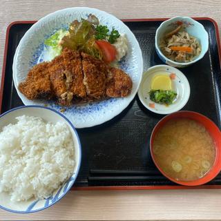 みそとんかつ定食(和食亭 やよい)