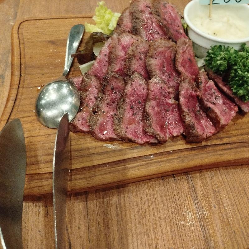 熟成肉(越谷ミート酒場ビンゴ)