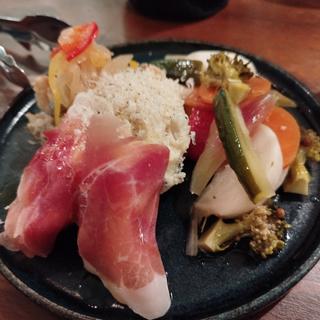 前菜の盛り合わせ（小）(タブリエ)