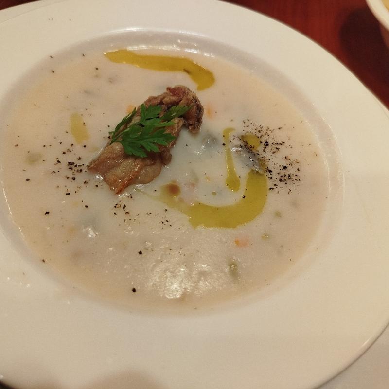 牡蠣のクラムチャウダー(ロイヤルホスト春日部店)