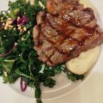 アンガスサーロインステーキサラダ
