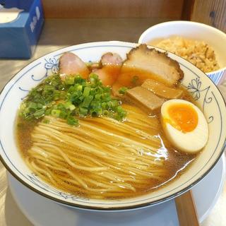 120%煮干しらーめん 極み醤油 半玉