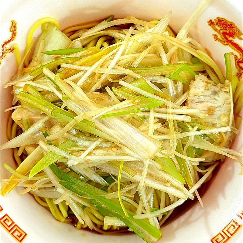 温かい冷やし中華(ストライク軒 中之島フェスティバルプラザ店)