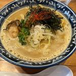 牡蠣拉麺(麺や佐市)