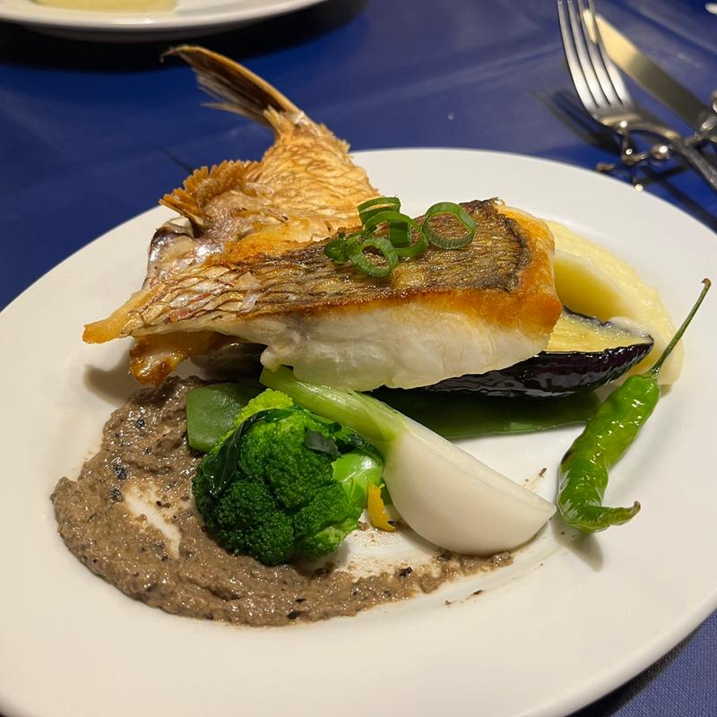 (La Porte Rouge （ラ ポルト ルージュ）)