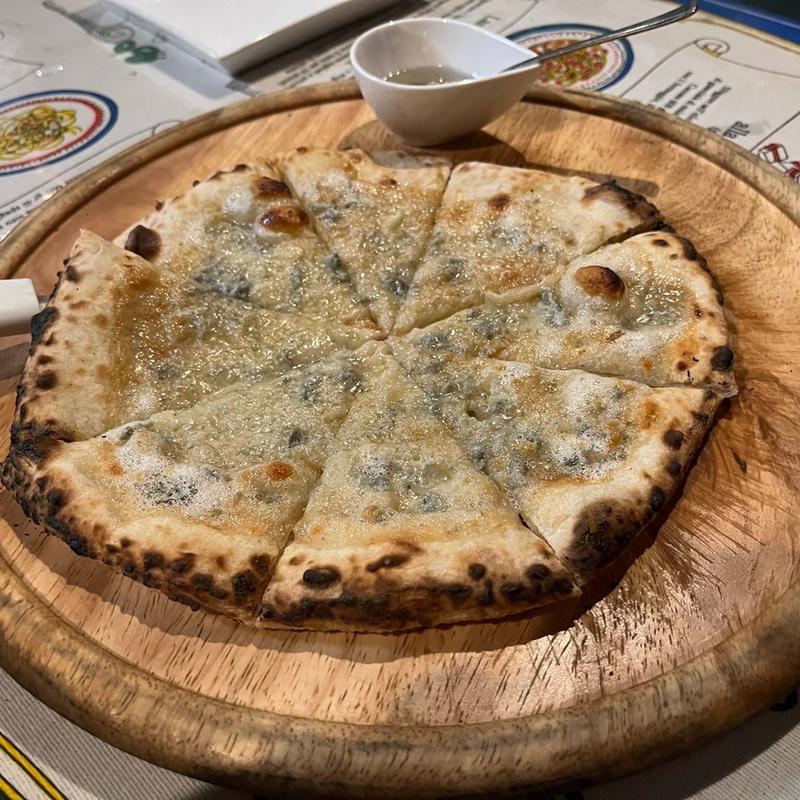 (ピザバー エムズ)