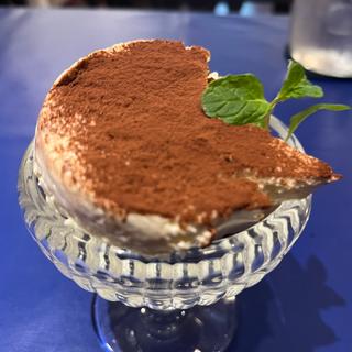 (La Porte Rouge （ラ ポルト ルージュ）)