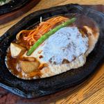 チーズデミグラスハンバーグ