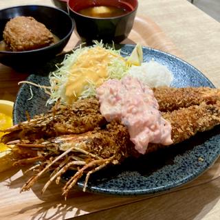 大海老フライ定食(おおさかうまいもん食堂 佐海屋)