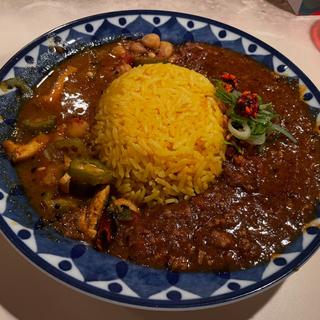 2種あいがけ(バビルの塔 )