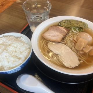 味玉醤油ラーメンライス(きまぐれ食堂 英佐(ひですけ))