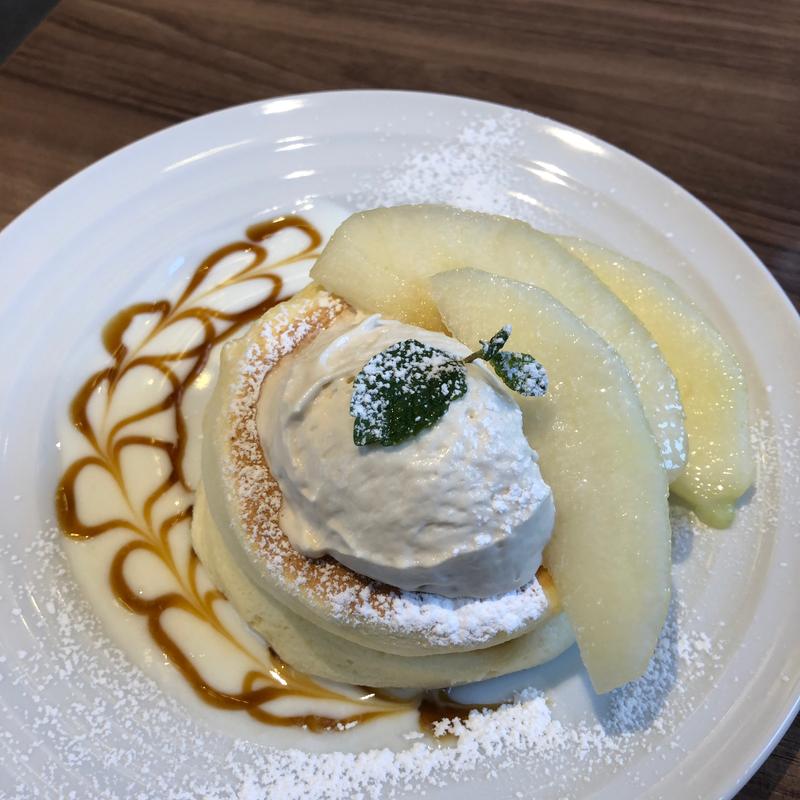 ラ・フランスのリコッタパンケーキ（ジャストサイズ）(備長扇屋 三芳藤久保店（びんちょうおうぎや）)