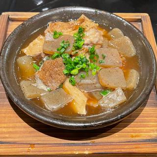 牛すじコンニャク煮込(ニュー大金星 人形町店)