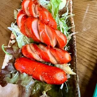 赤ウインナー(串焼き 与兵)