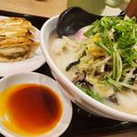 胡麻豆乳タンメン餃子セット(埼玉タンメン 山田太郎 越谷谷中町店)