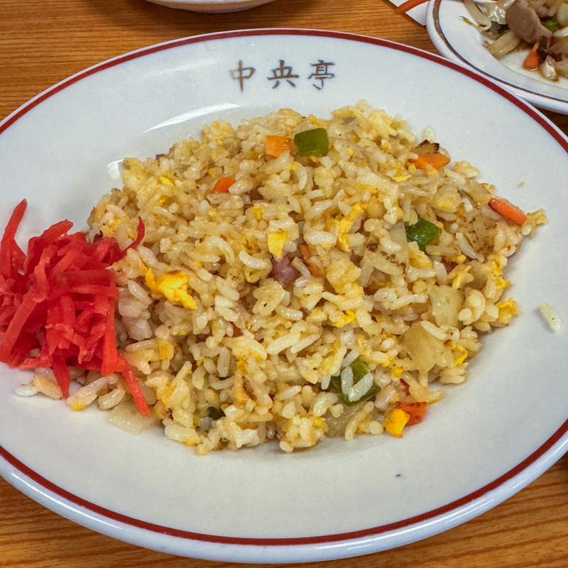 五目チャーハン(鶴亀)