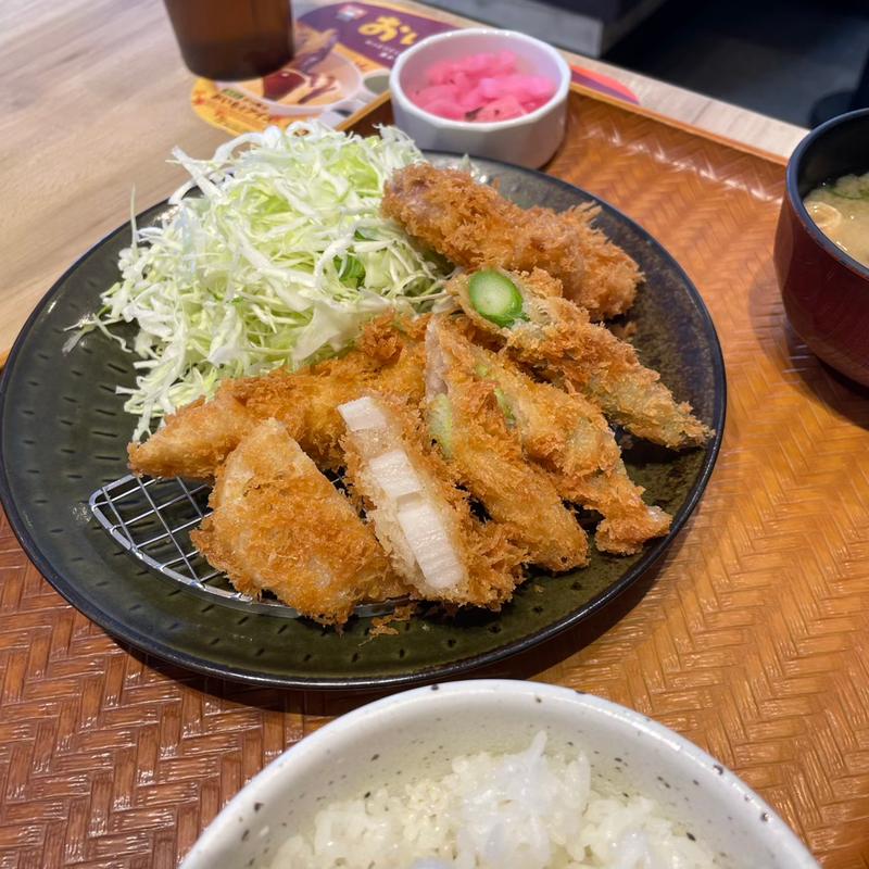 40gロースと野菜フライ定食(かつ庵 戸塚平戸店)