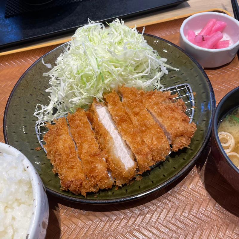 120gロースかつ定食(かつ庵 戸塚平戸店)
