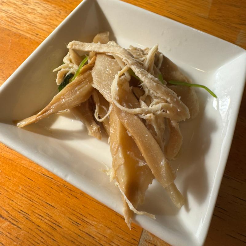 平日ランチサービスの小鉢(らぁ麺なか川)